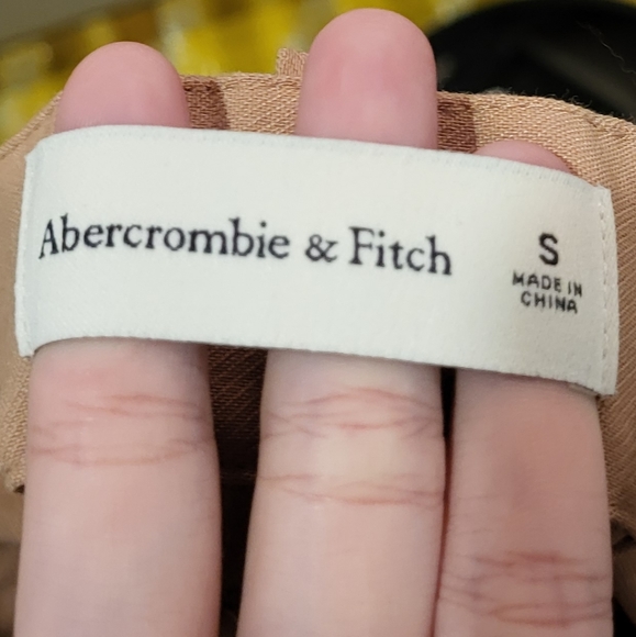 Shorts - Picture 3 of 3